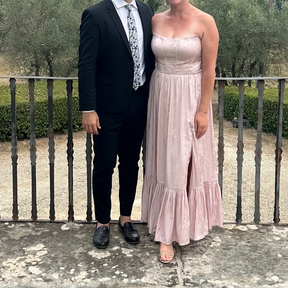 FLORIA SOFT PINK MAXI DRESS - Picture 4 of 4